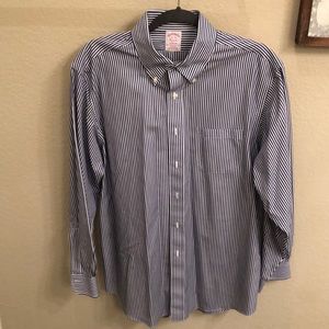 BROOKS BROTHERS BUTTON DOWN